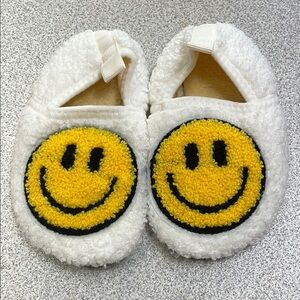 White kids : toddler Fuzzy Slippers with Yellow Smiley Face